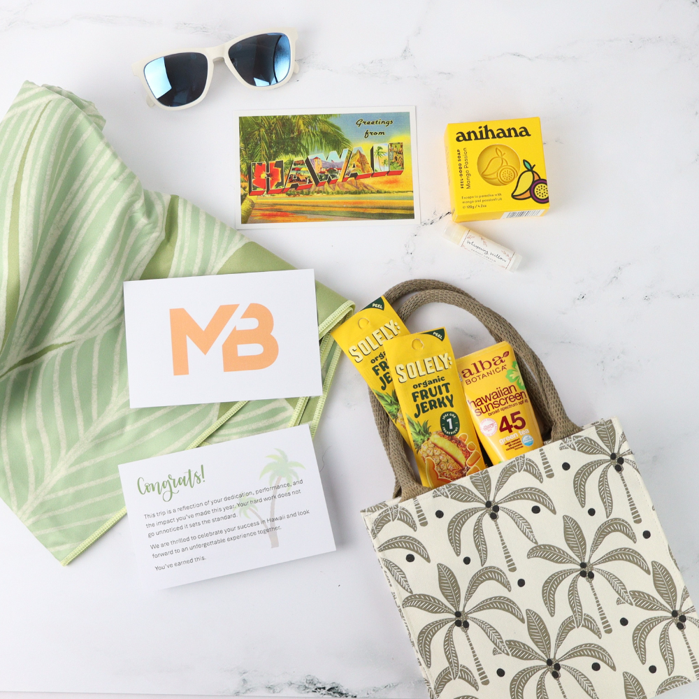 hawaii gift tote for corporate incentive trip with custom message card